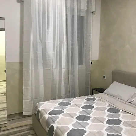 Attico Galliera Болонья