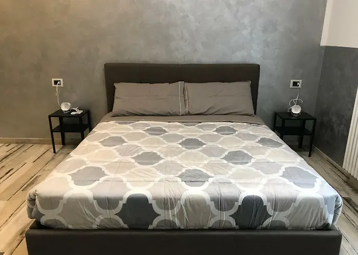 Attico Galliera Apartamento *